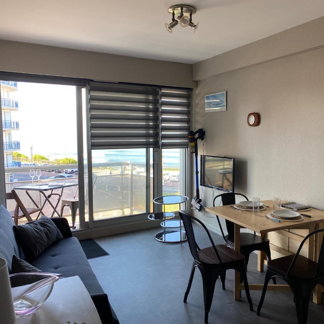 Appartement L'Arbre Du Voyageur à Les Sables-dʼOlonne Extérieur photo